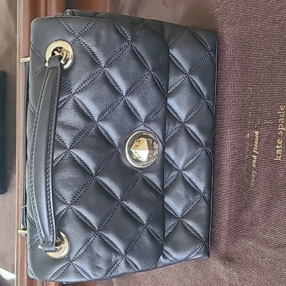 Kate Spade Black Quilted Shoulder Bag with Gold Chain - Picture 8 of 8